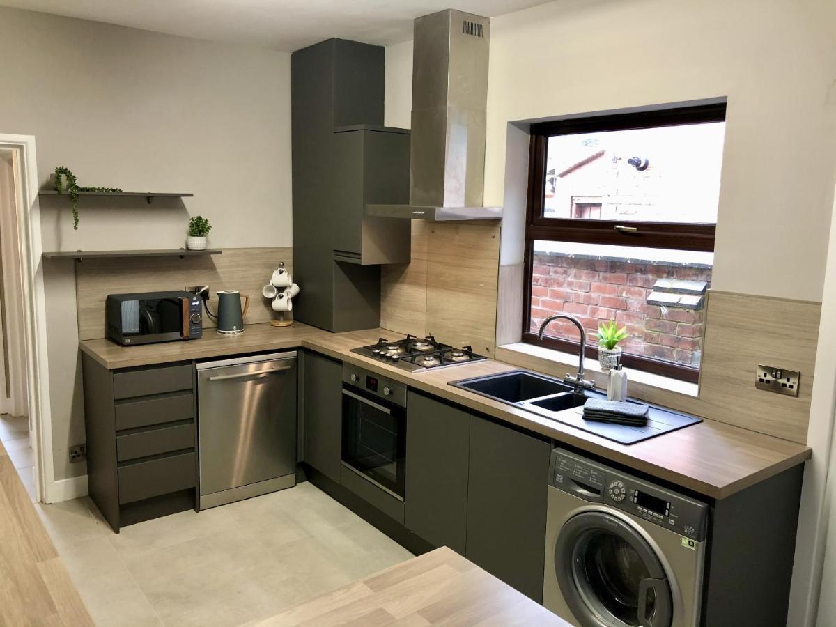 Holiday home Executive Or Large Family 5-bed House - Hosted By Hutch Lifestyle
