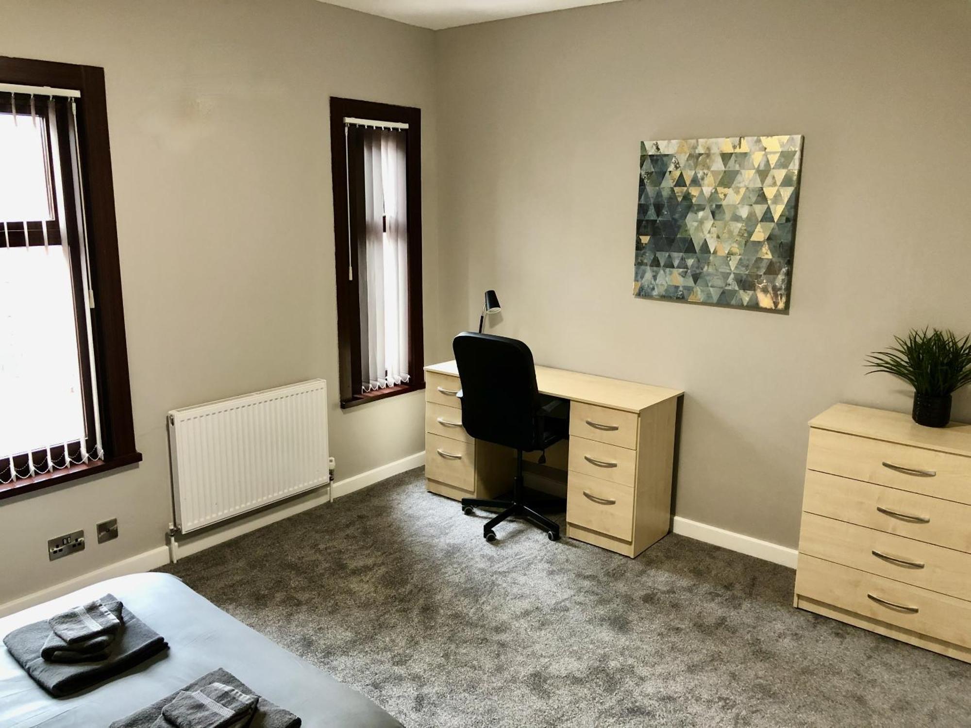 Holiday home Executive Or Large Family 5-bed House - Hosted By Hutch Lifestyle *